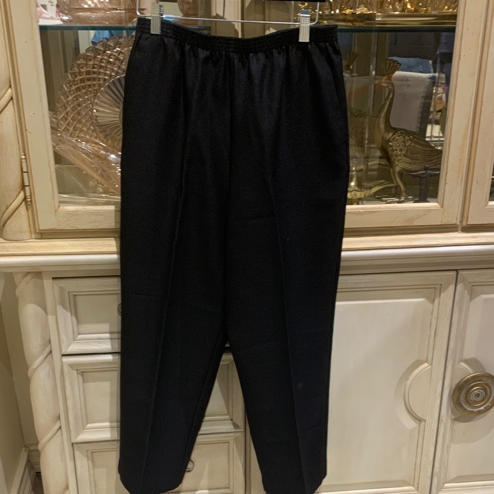 Women’s Black Pants
